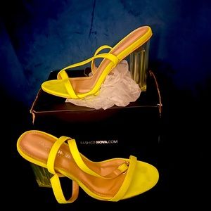 Fashion nova heels 👠 size 10 classy party heels brand new
